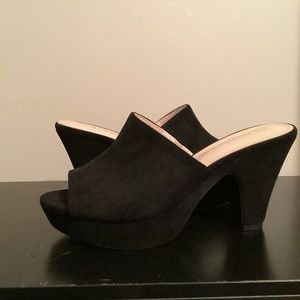 Allegra K black size 9 faux suede platform wedge heel